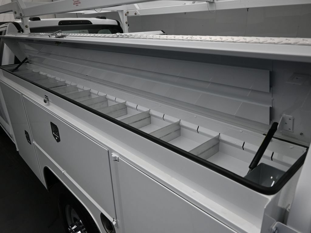 New 2026 Ford F350 XL w/ XL Chrome Package RWD image 30