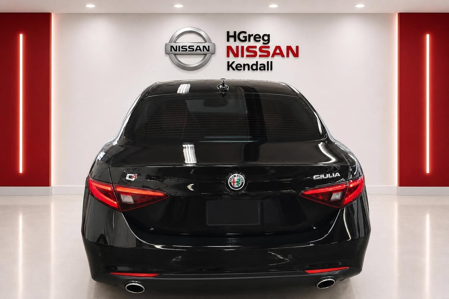 Used 2019 Alfa Romeo Giulia AWD image 5