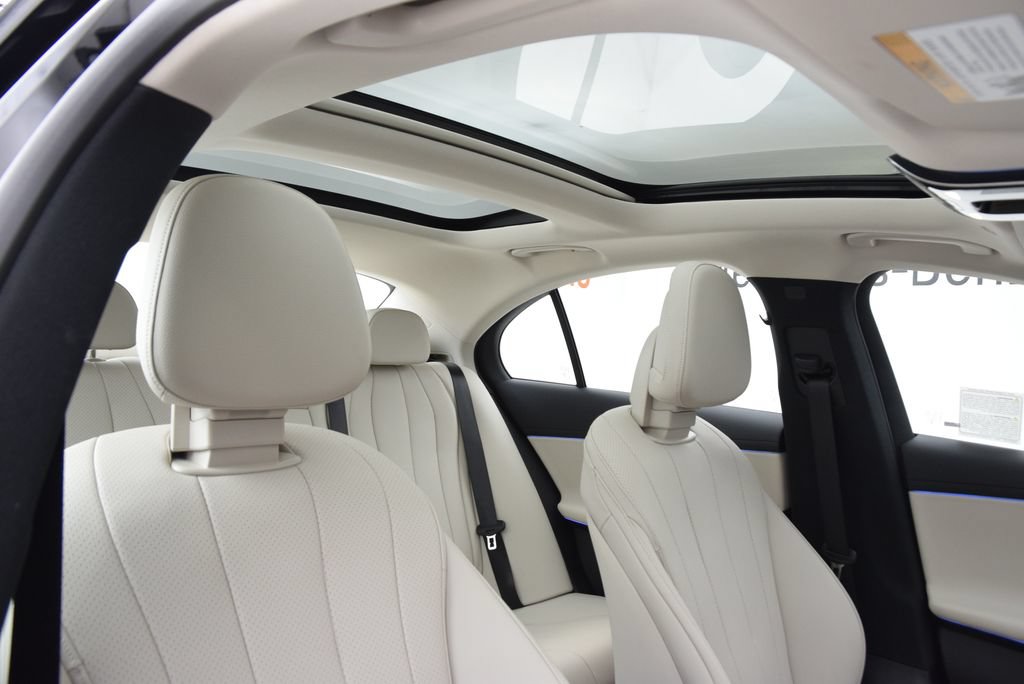 Certified 2026 Mercedes-Benz E 350 4MATIC Sedan image 17