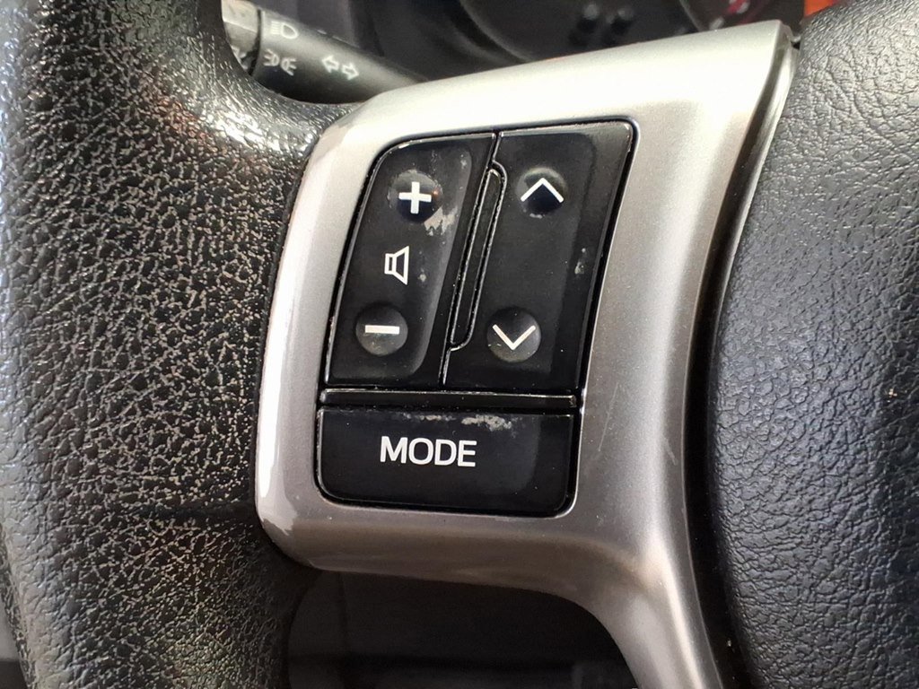 Used 2014 Toyota Yaris LE image 10