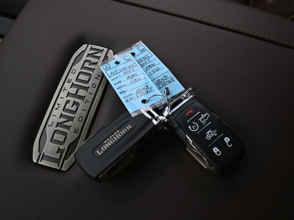 New 2025 RAM 1500 Limited image 14