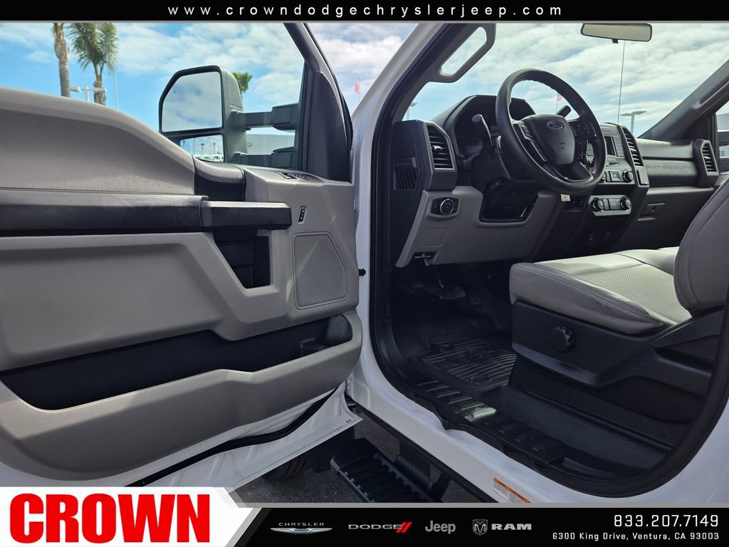 Used 2019 Ford F550 2WD Regular Cab Super Duty image 19