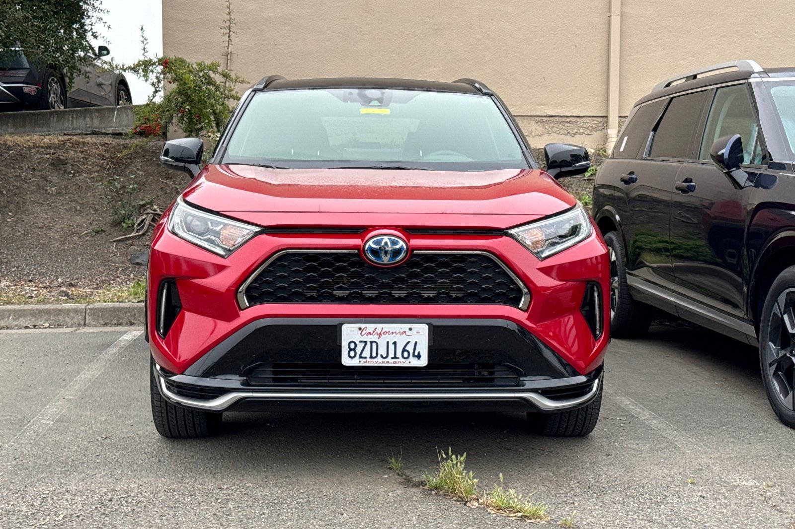 Used 2021 Toyota RAV4 XSE w/ Weather Package AWD/4WD image 3