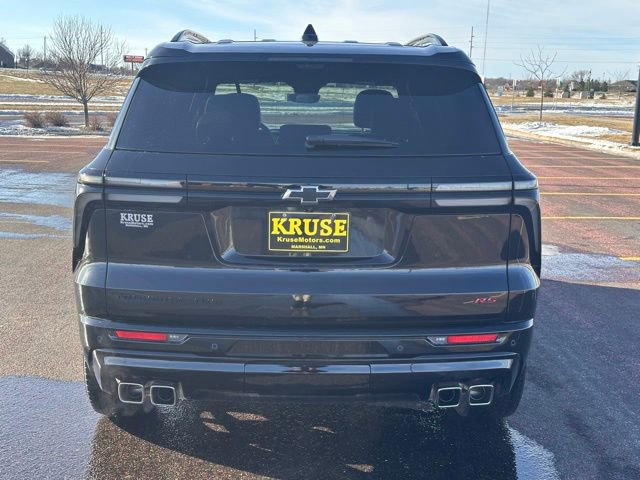 Used 2025 Chevrolet Traverse RS image 4