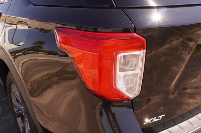 Used 2023 Ford Explorer XLT w/ Equipment Group 202A RWD image 37