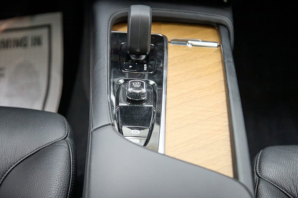 Certified 2023 Volvo XC90 B6 Plus w/ Protection Package image 35