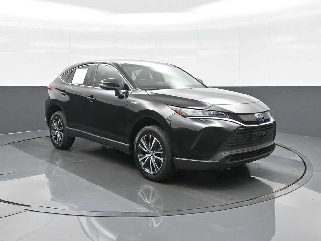 Certified 2021 Toyota Venza LE w/ Carpet Mat Package (TMS) AWD/4WD image 1