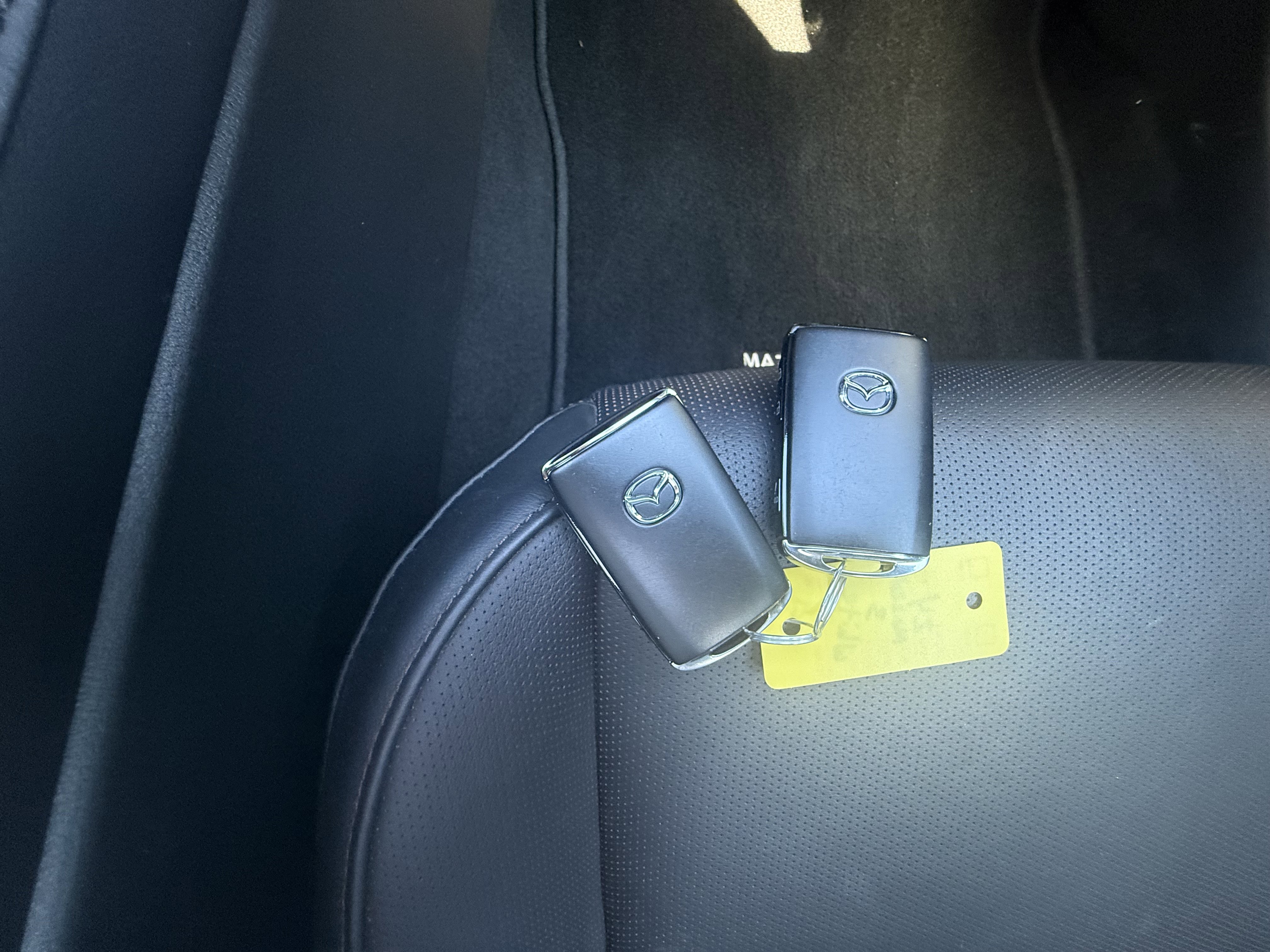 Used 2024 MAZDA MAZDA3 s FWD image 32