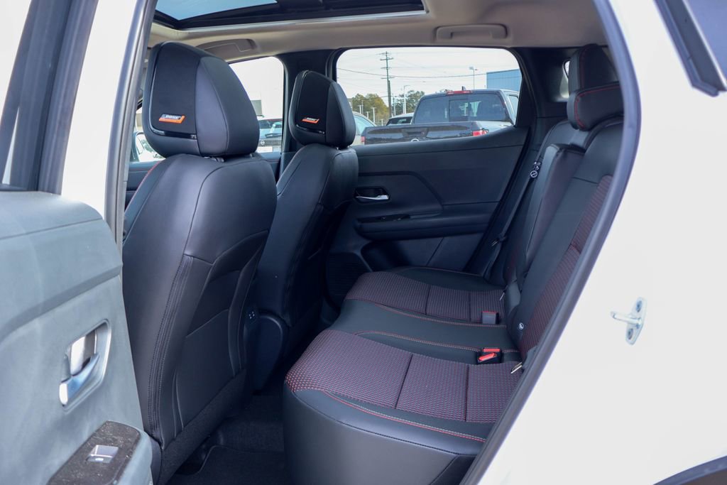 New 2026 Nissan Kicks SR w/ SR Premium Package image 8