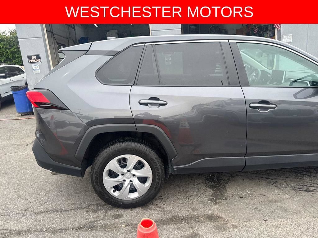 Used 2024 Toyota RAV4 LE FWD image 10