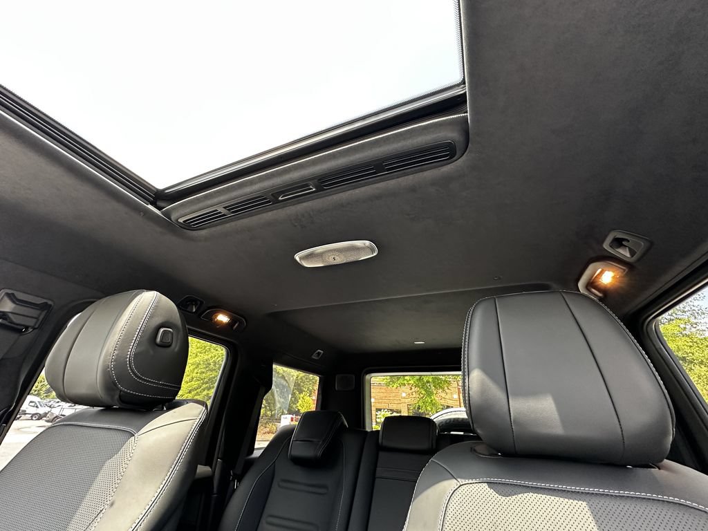 New 2026 Mercedes-Benz G 550 image 33