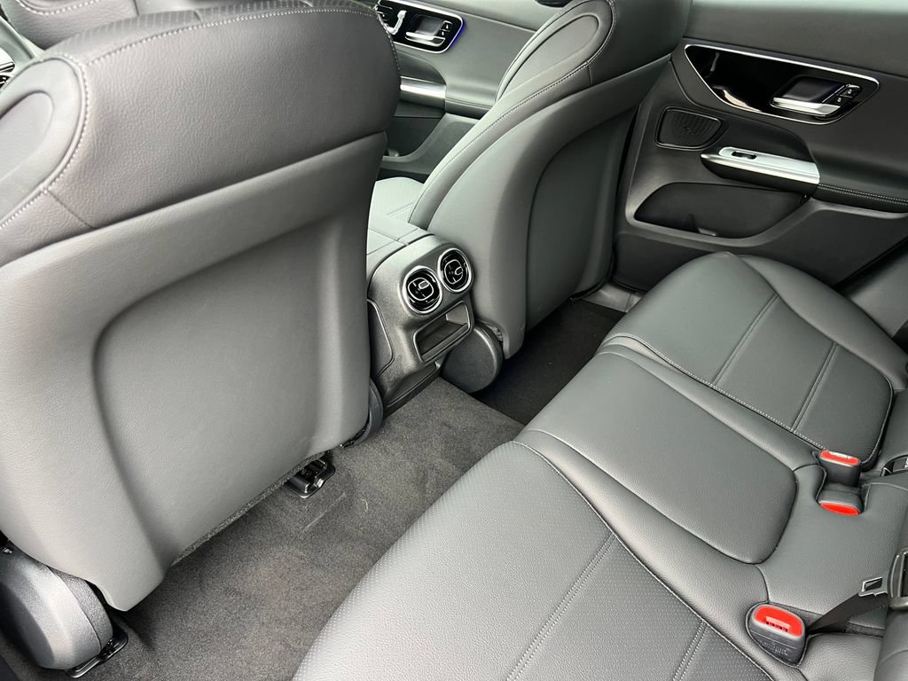 New 2027 Mercedes-Benz GLC 300 4MATIC image 33