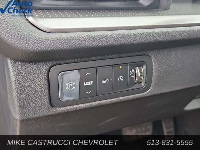 Used 2026 Chevrolet Traverse LT AWD/4WD image 22