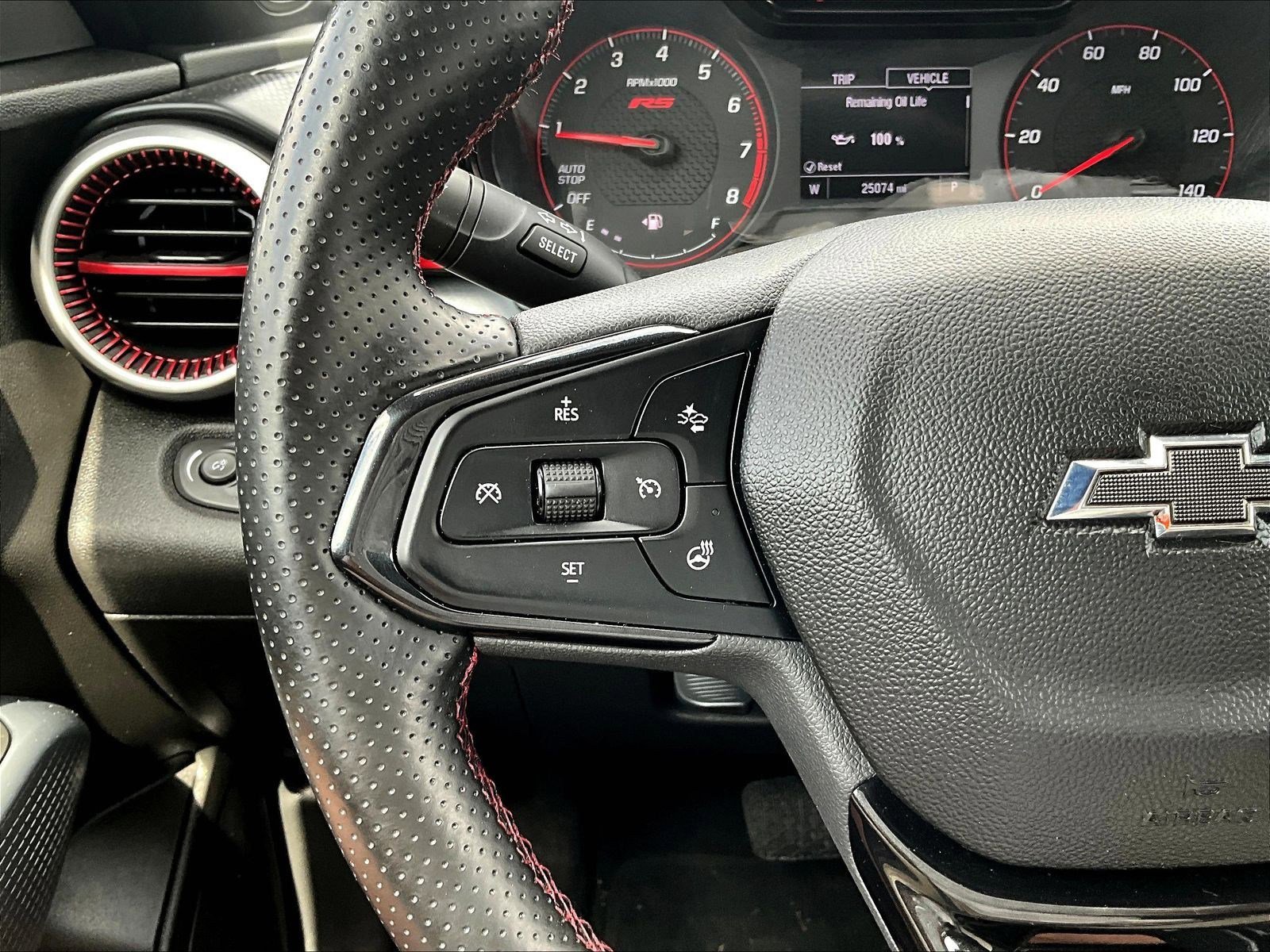 Used 2024 Chevrolet Trax RS FWD image 11