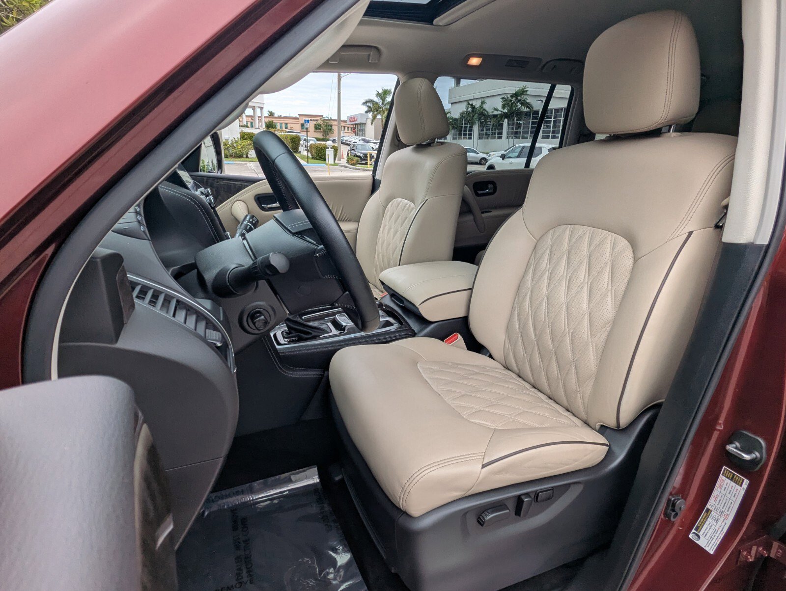 Used 2024 Nissan Armada Platinum w/ Cargo Package AWD/4WD image 10