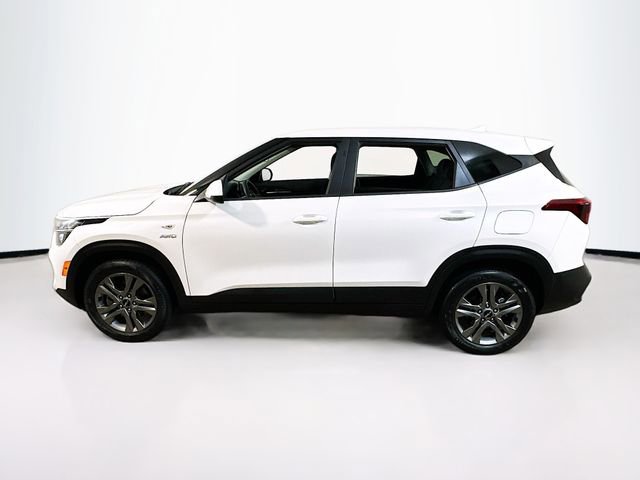Used 2023 Kia Seltos LX AWD/4WD image 4