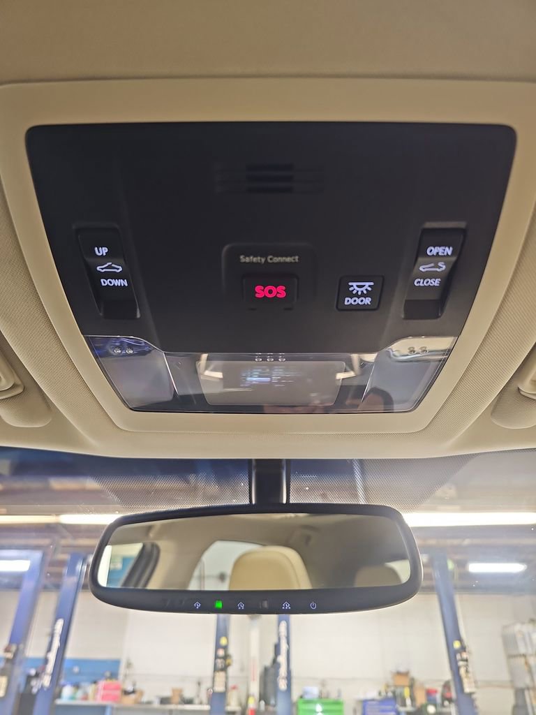 Used 2016 Lexus NX 200t AWD w/ Premium Package image 33