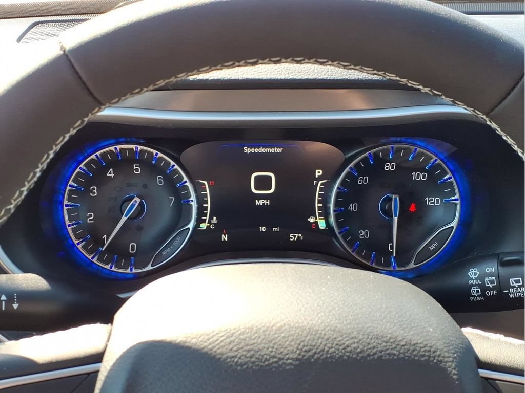 New 2026 Chrysler Pacifica Select FWD image 24