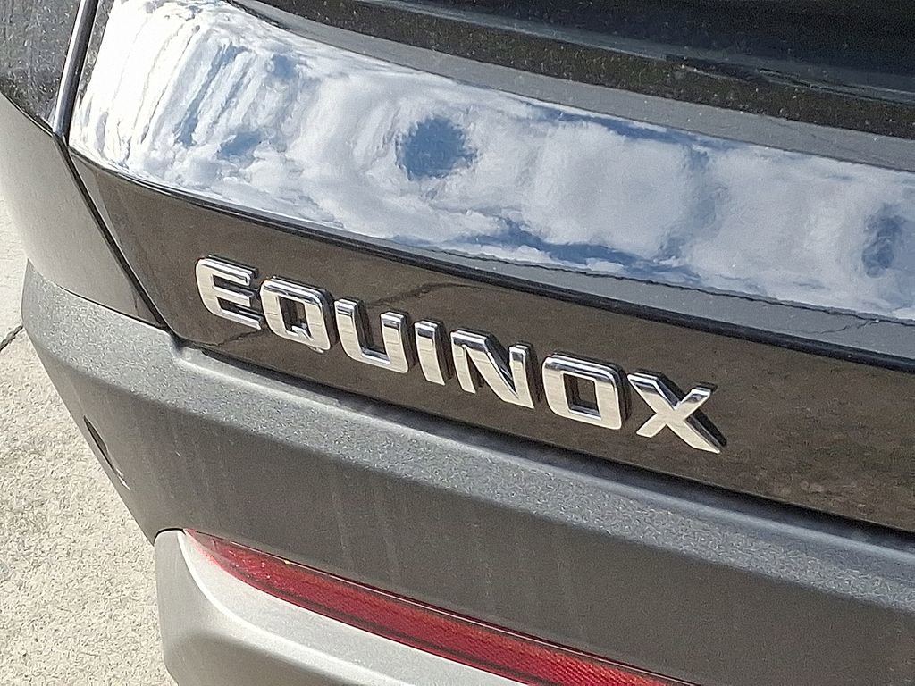 New 2026 Chevrolet Equinox LT w/ Convenience Package II FWD image 5