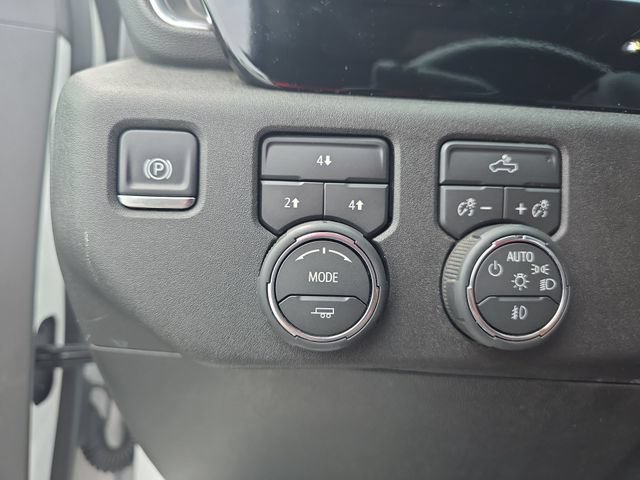 Used 2025 Chevrolet Silverado 2500 LT w/ Convenience Package AWD/4WD image 27