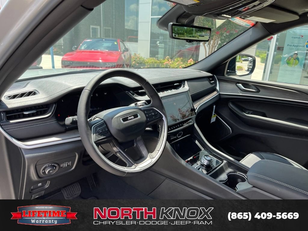 New 2026 Jeep Grand Cherokee L Limited AWD/4WD image 6