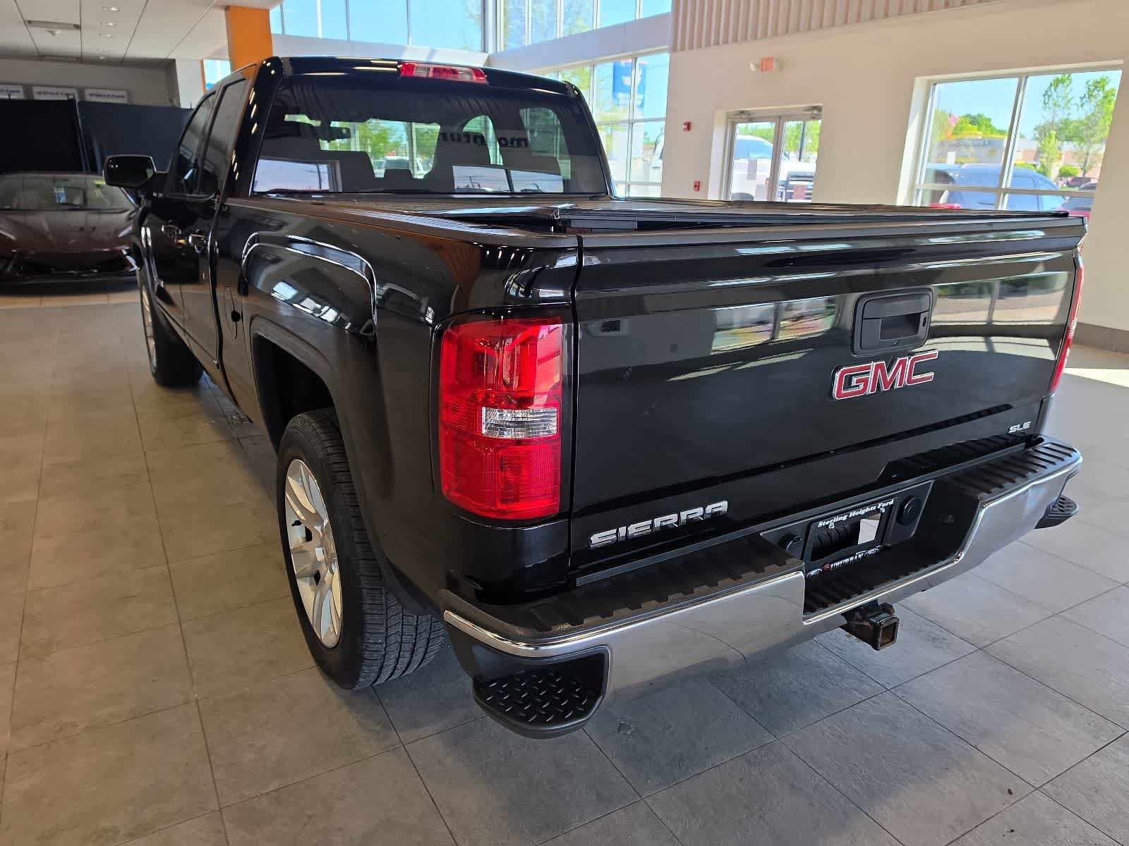 Used 2015 GMC Sierra 1500 SLE w/ Carbon-20 Edition AWD/4WD image 11