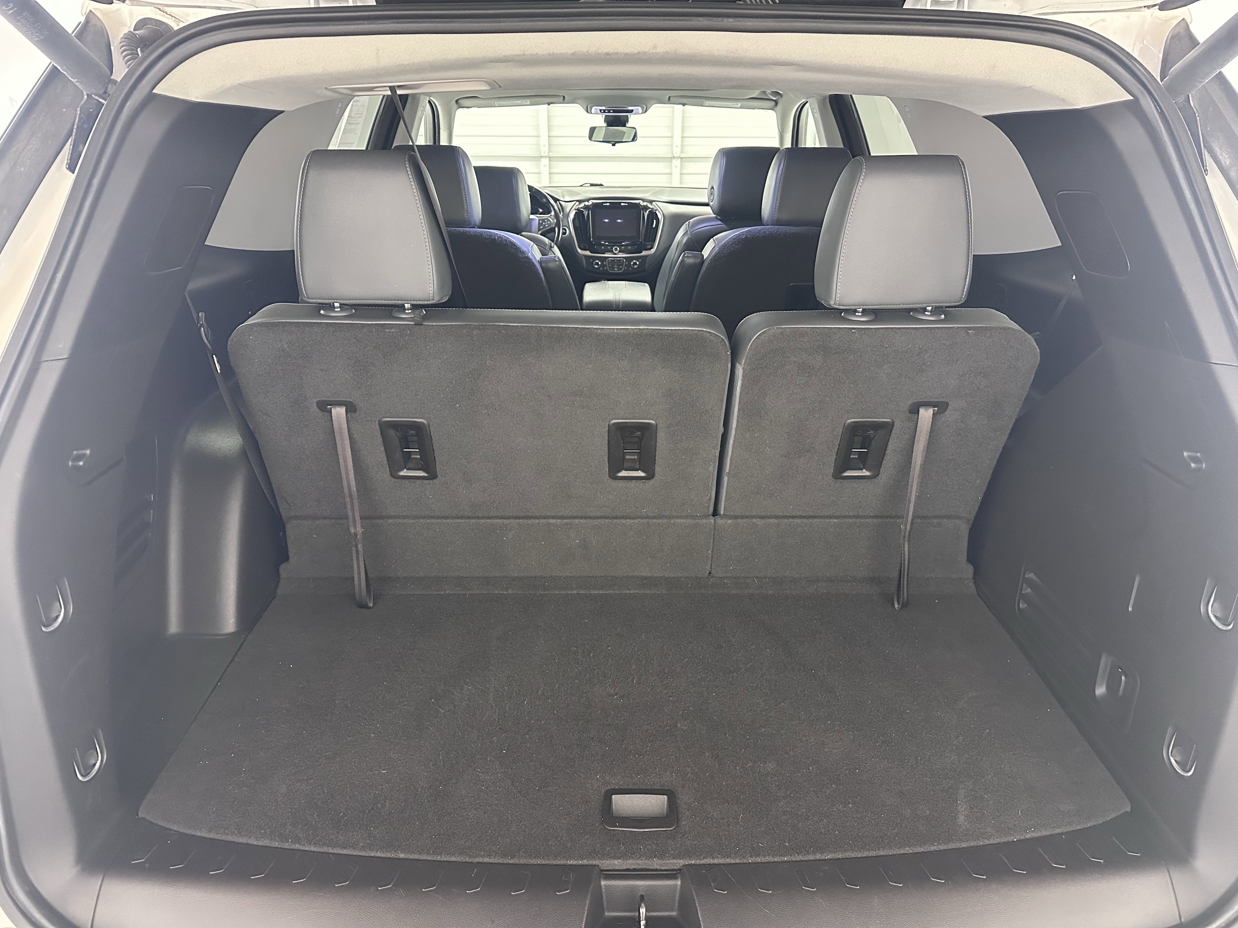 Used 2019 Chevrolet Traverse Premier w/ Driver Confidence II Package image 23