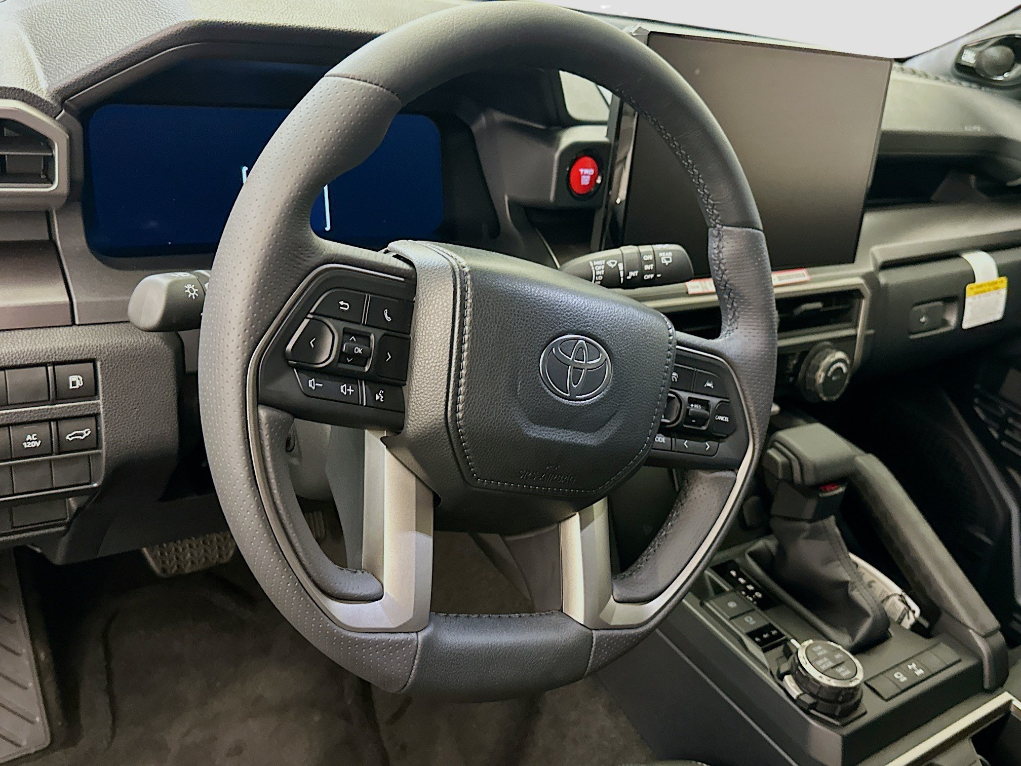 Used 2026 Toyota 4Runner TRD Off-Road Premium AWD/4WD image 18