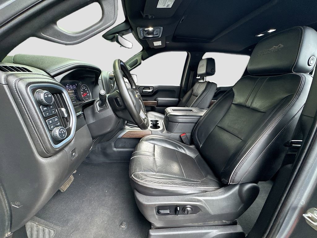 Used 2021 Chevrolet Silverado 1500 High Country w/ Technology Package image 13