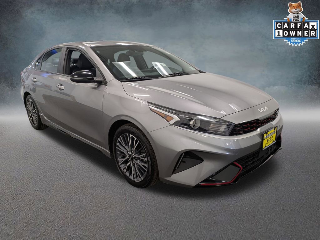 Used 2023 Kia Forte GT-Line w/ GT-Line Premium Package FWD image 3