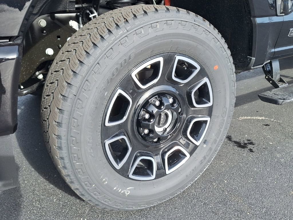 New 2026 Ford F350 Platinum image 35
