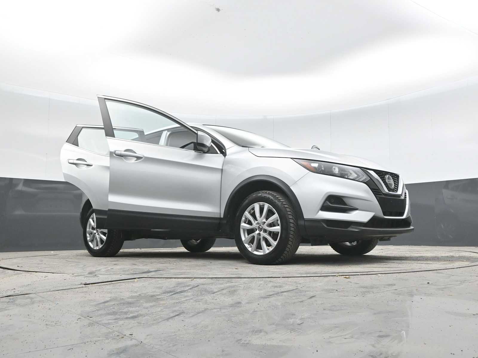 Used 2021 Nissan Rogue Sport S FWD image 54