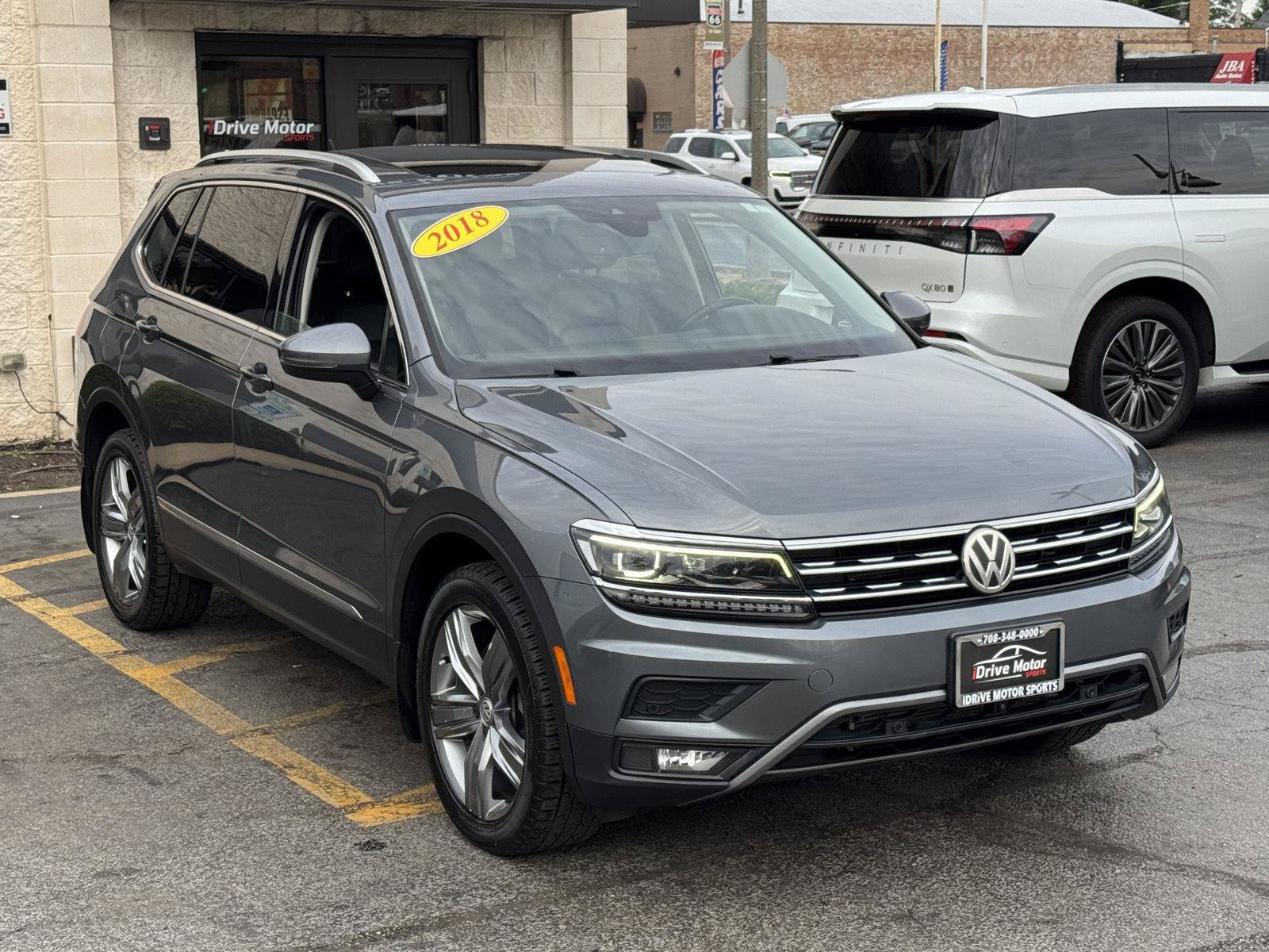 Used 2018 Volkswagen Tiguan SEL Premium w/ 3rd Row Seat Package AWD/4WD image 12