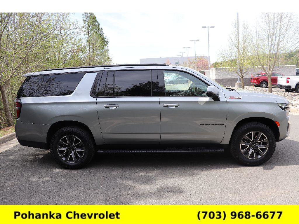 Certified 2024 Chevrolet Suburban Z71 w/ Luxury Package image 8