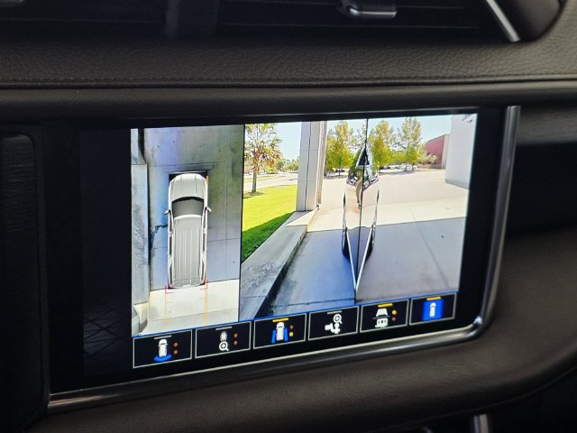 Used 2022 GMC Yukon XL Denali RWD image 21