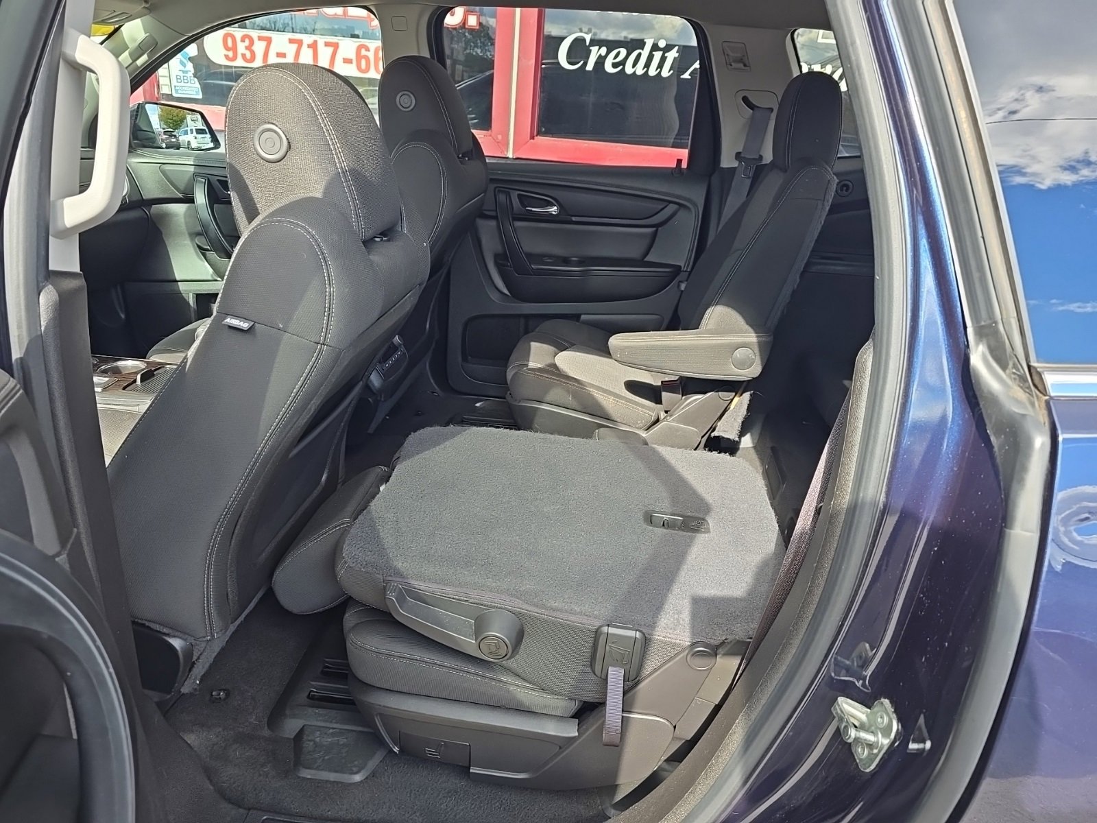 Used 2015 Chevrolet Traverse LT w/ Traveler's Package image 12