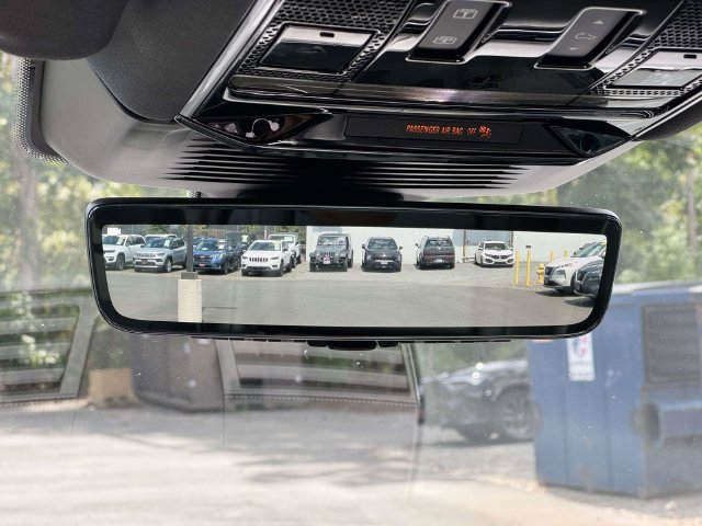Used 2024 Land Rover Range Rover SE AWD/4WD image 19