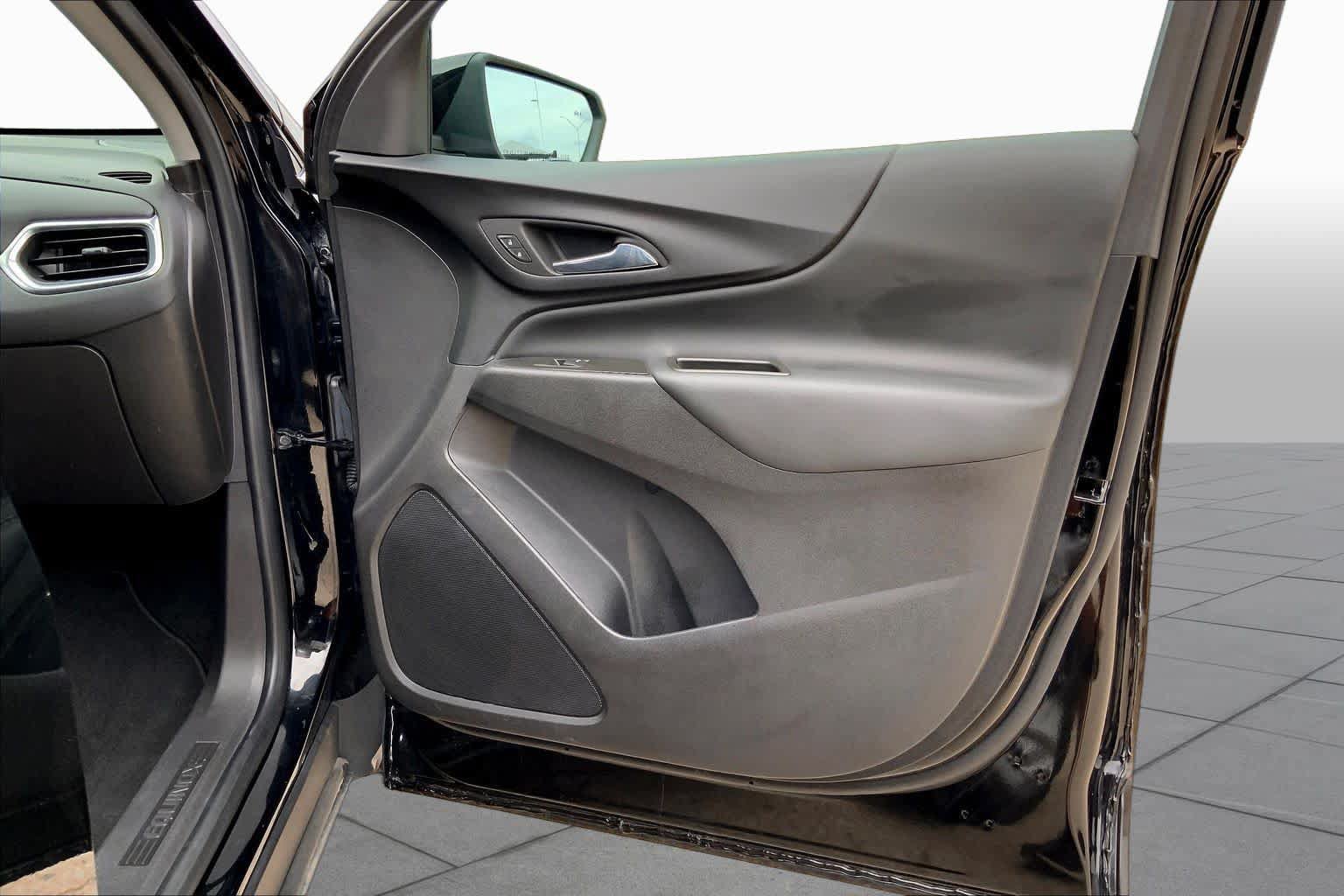 Certified 2024 Chevrolet Equinox LT FWD image 23
