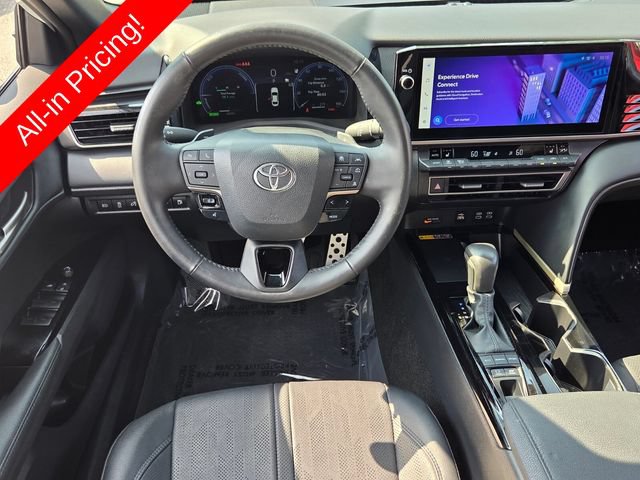 Used 2025 Toyota Camry XSE FWD image 10
