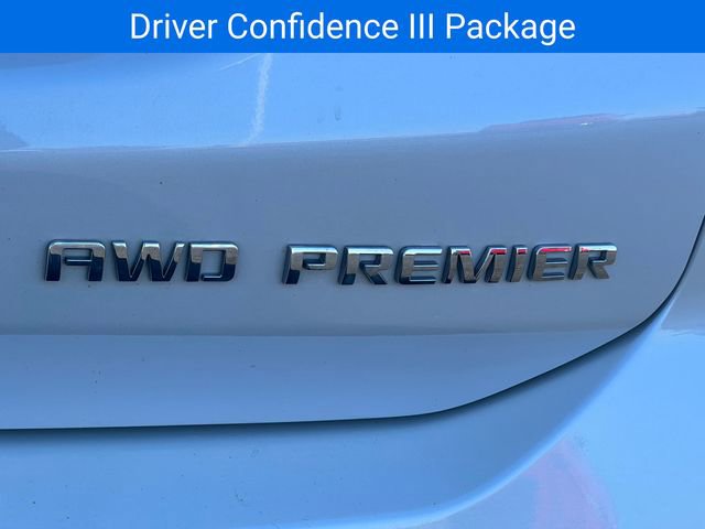 Used 2023 Chevrolet Equinox Premier image 2