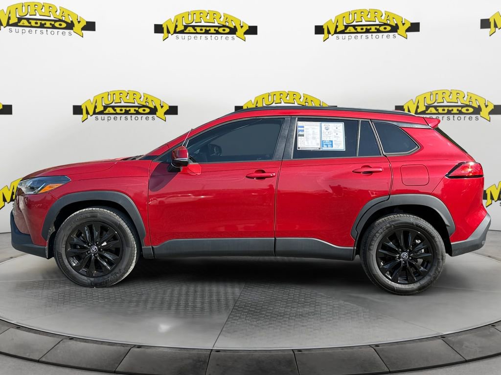 Used 2022 Toyota Corolla Cross LE w/ Moonroof Package FWD image 2