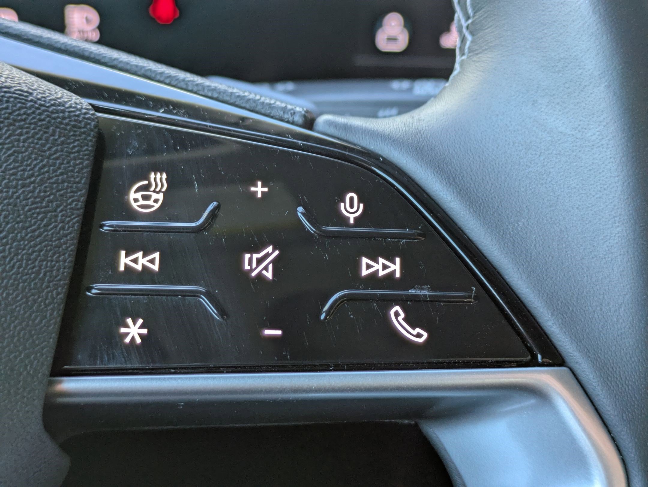 Used 2025 Audi Q5 Premium w/ Convenience Package image 15