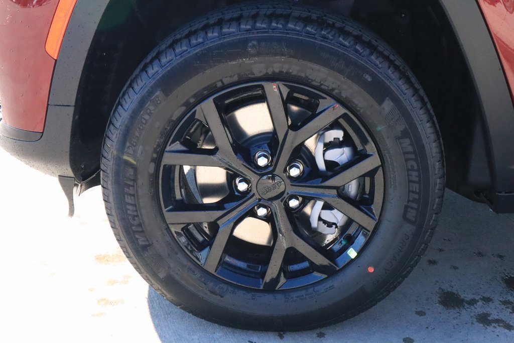 New 2025 Jeep Grand Cherokee L Altitude image 19