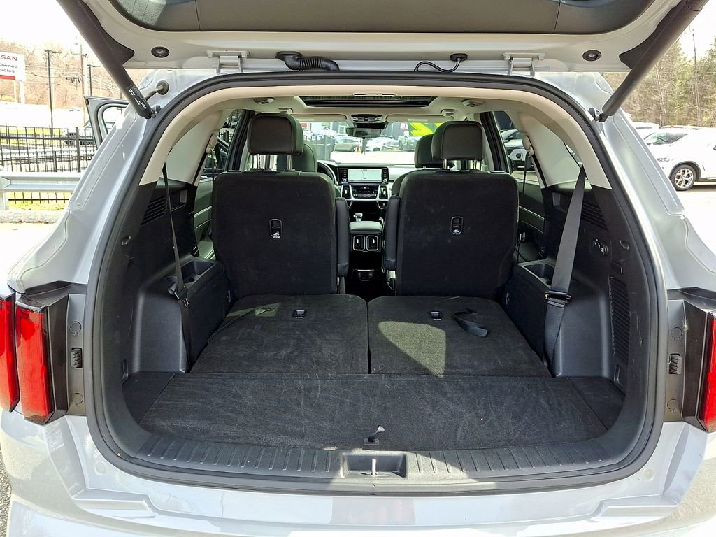 Used 2022 Kia Sorento SX image 31