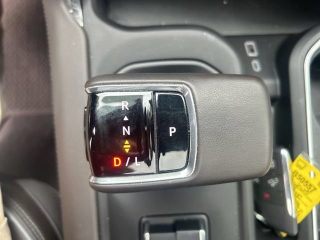 Used 2025 GMC Sierra 1500 Denali AWD/4WD image 32