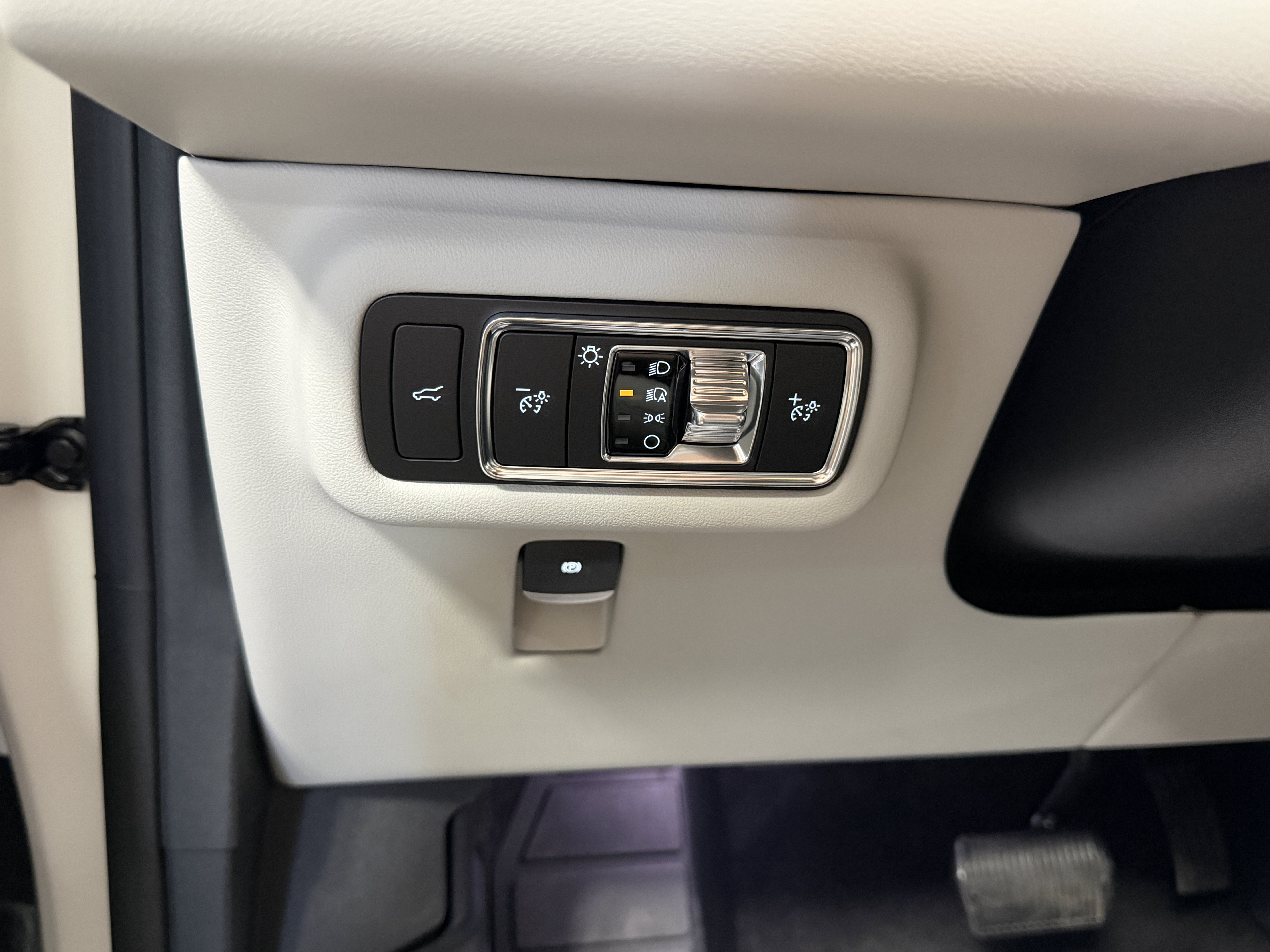 New 2026 Lincoln Nautilus Reserve AWD/4WD image 18