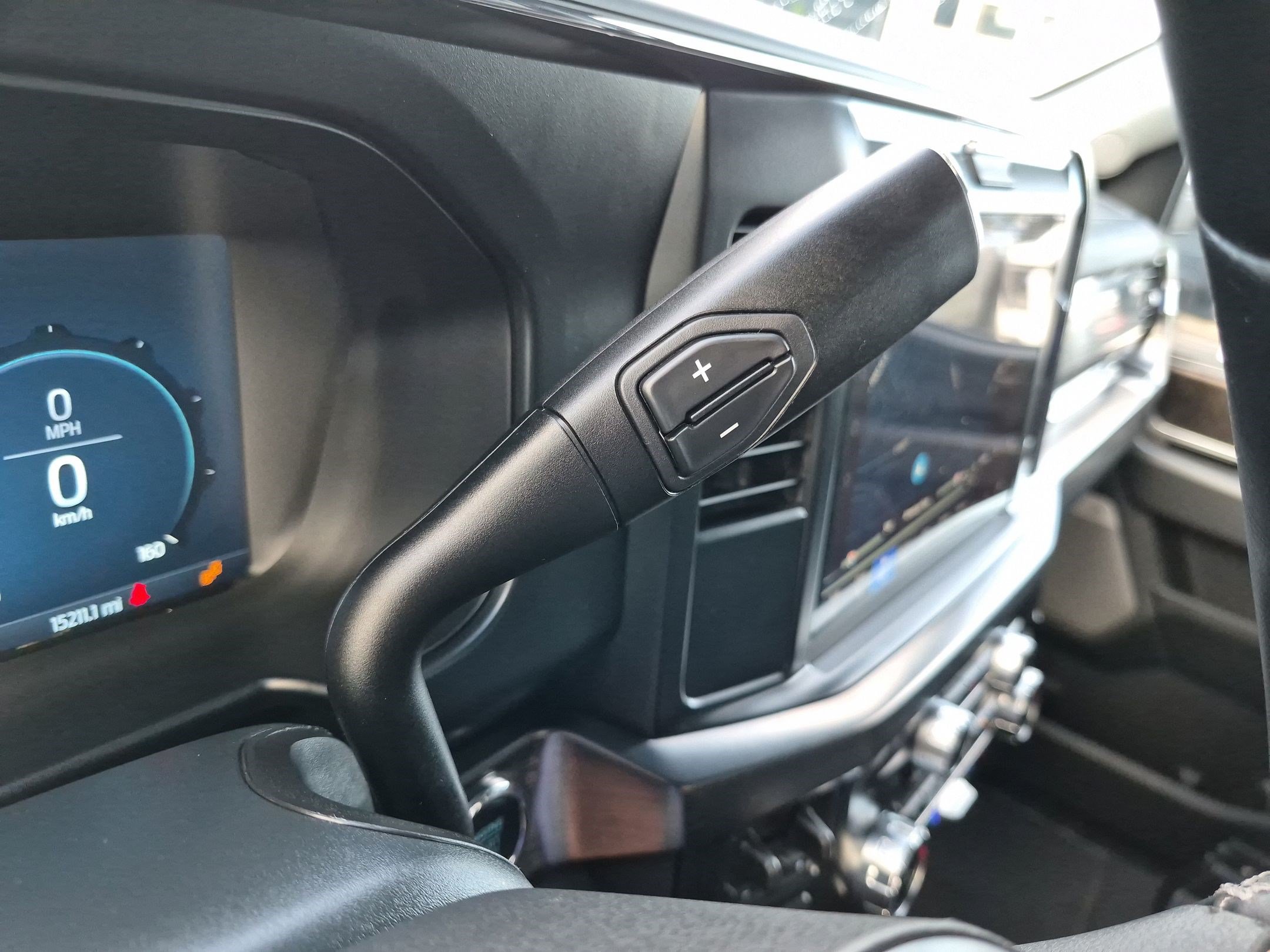 Used 2025 Ford F350 Lariat w/ Camper Package AWD/4WD image 29