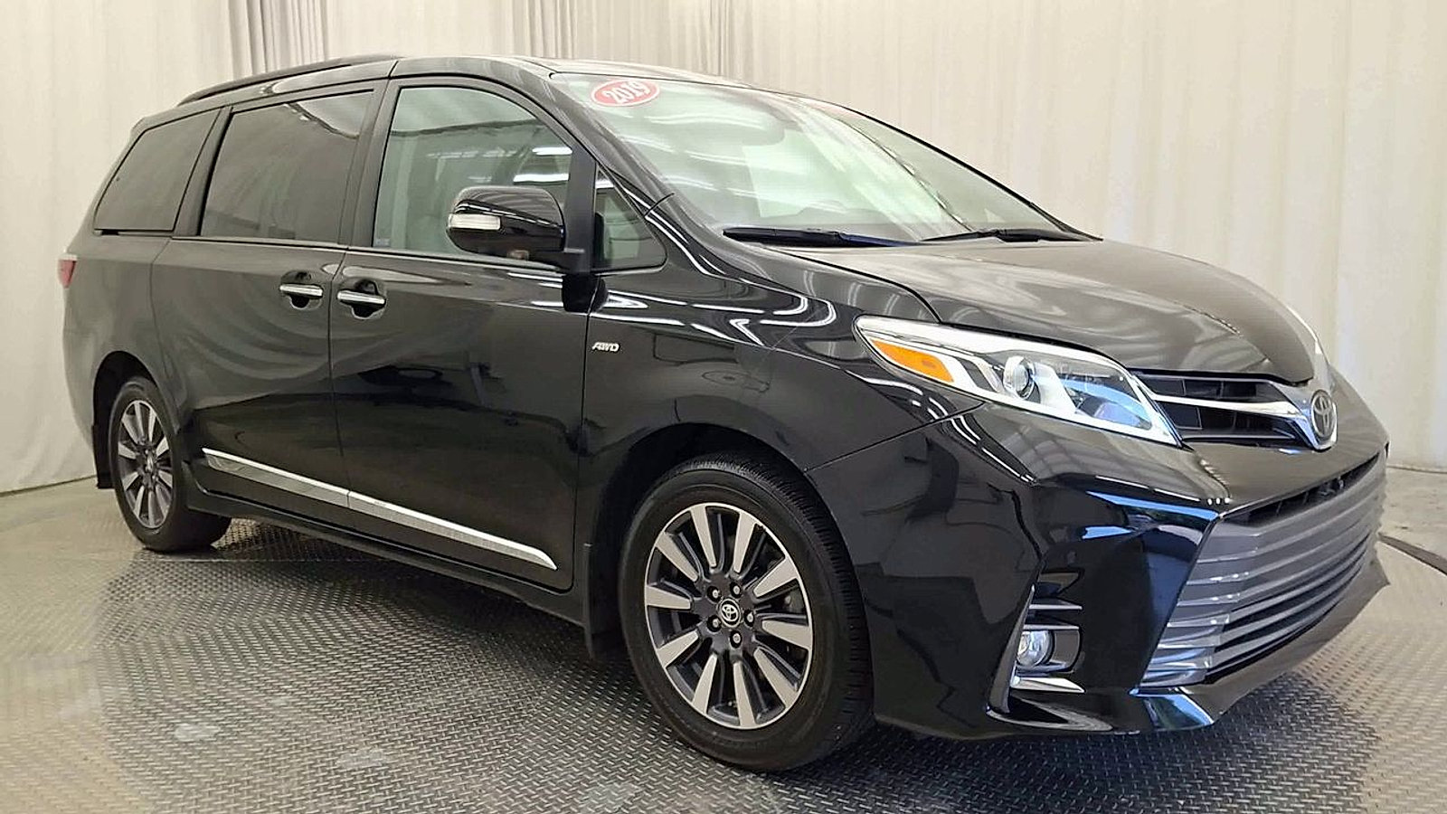 Certified 2019 Toyota Sienna Limited Premium w/ Protection Package AWD/4WD image 9