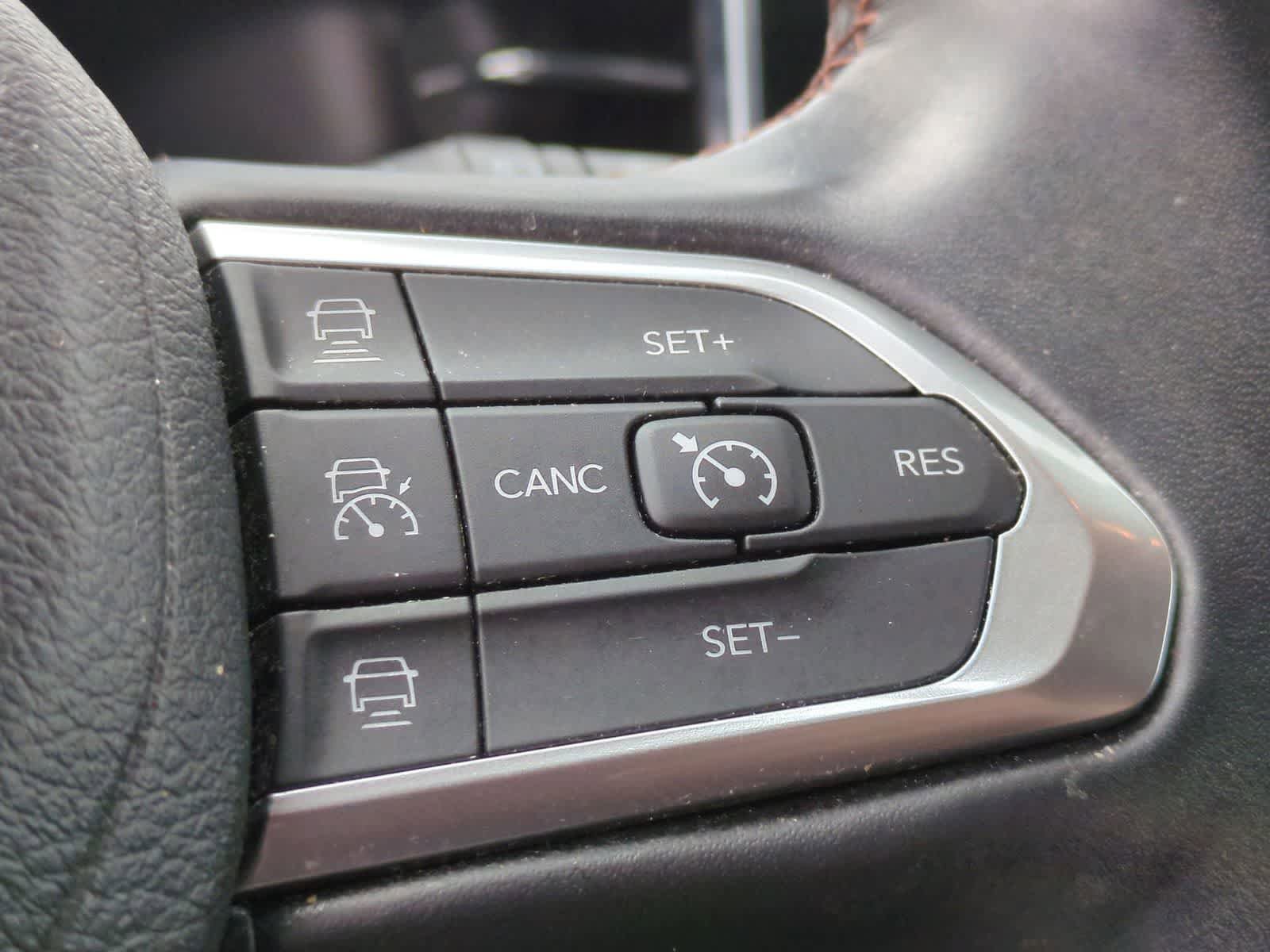 Used 2022 Jeep Compass Limited AWD/4WD image 25