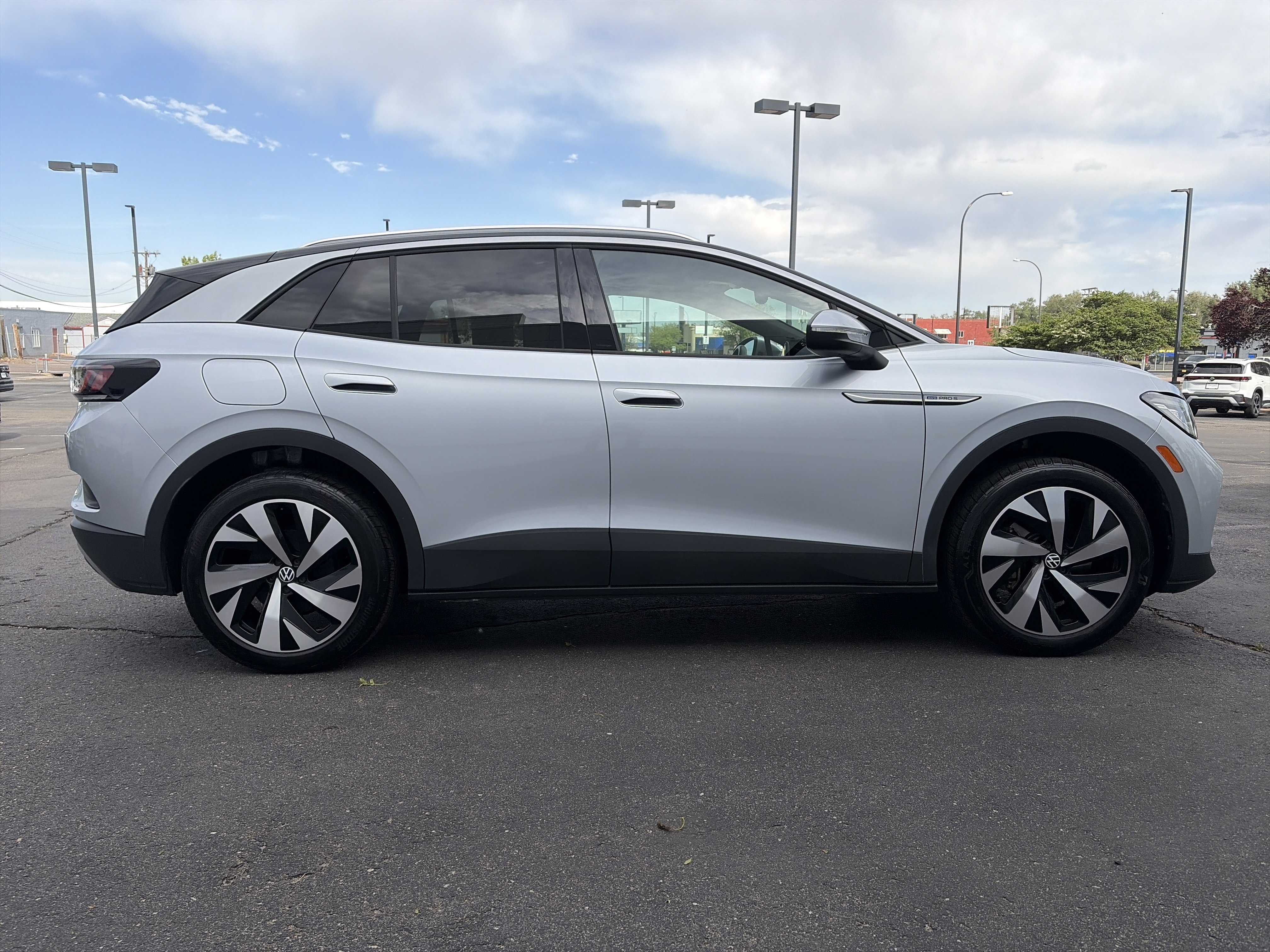 Used 2022 Volkswagen ID.4 Pro S AWD/4WD image 4
